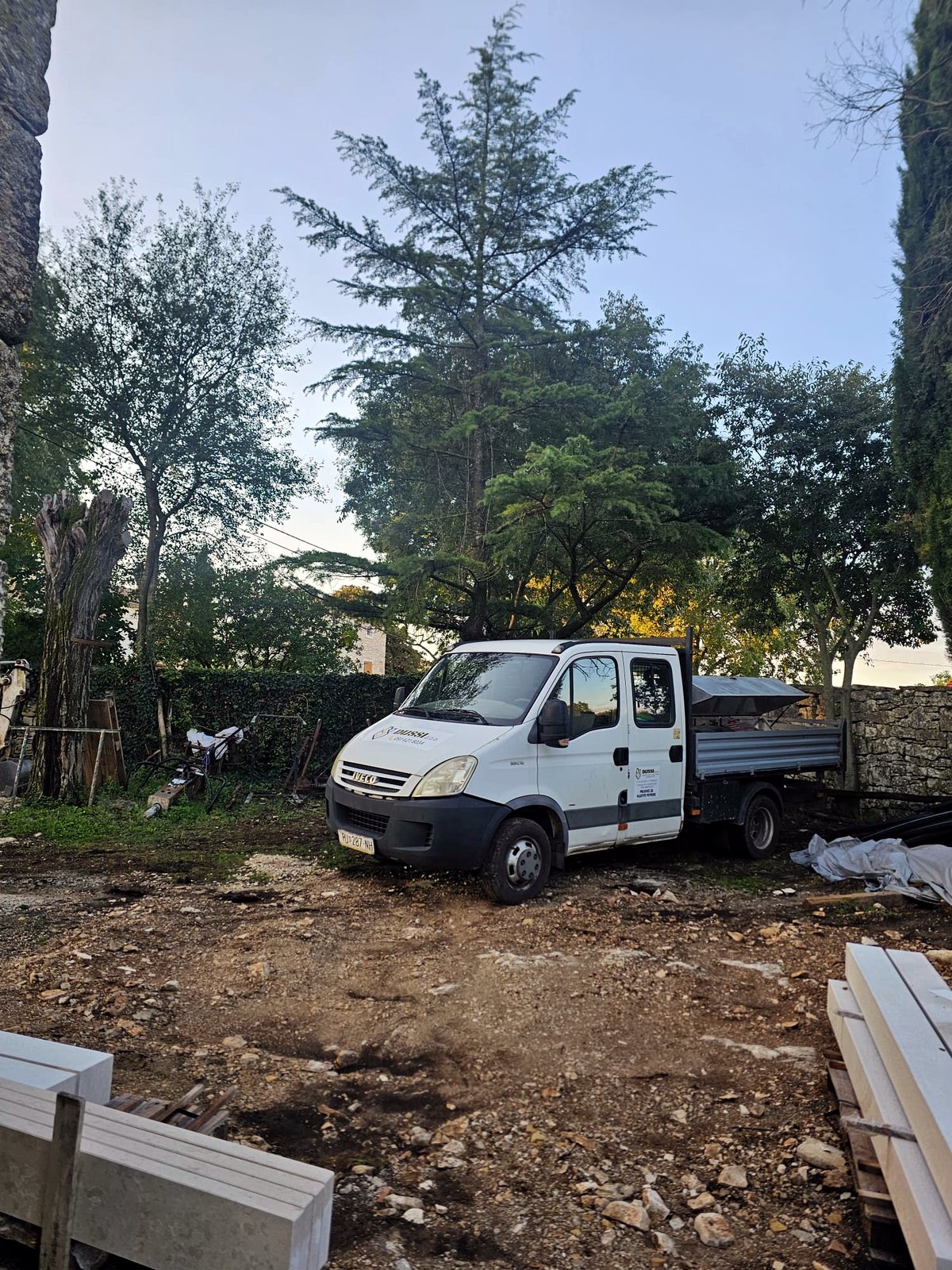DUSSI kamion za prijevoz na gradilištu