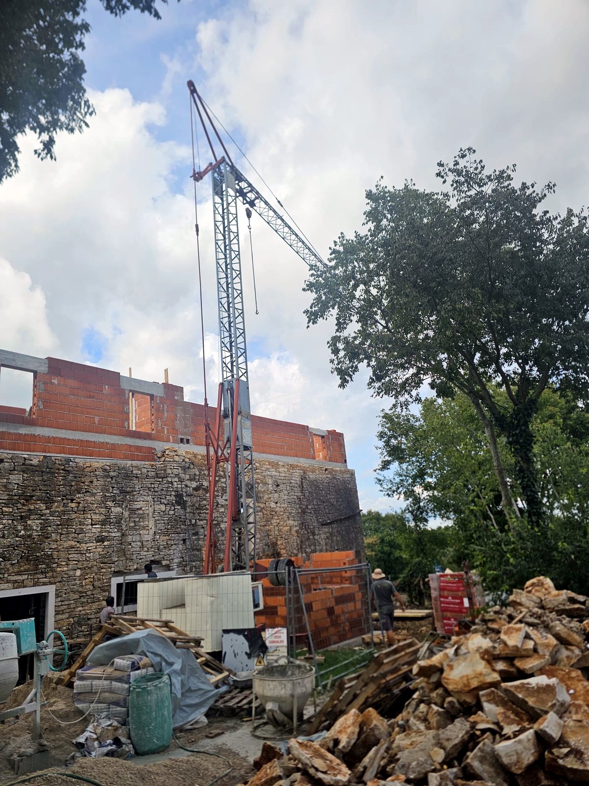 Oprema na gradilištu roh-bau objekta